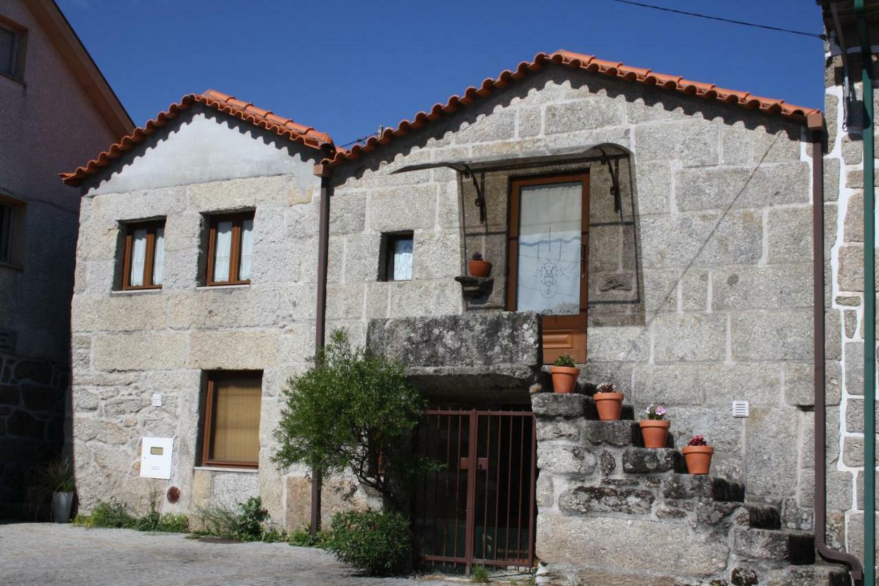 Casa De Pedra *